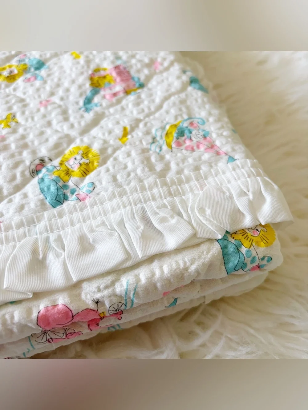 Vintage Jack Turk & Co. Kozee Komfort Quilted Baby Crib Blanket Circus Animals